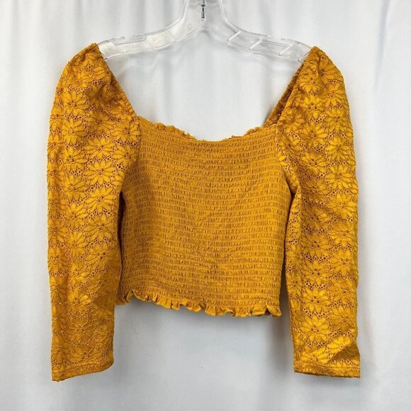Eyeshadow Womens Mustard Floral Smocked Pullover Cropped Blouse Top Size Small - Picture 1 of 9